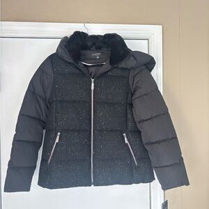 Laundry By Shelli Segal Black Quilted Puffer Jacket with Faux Fur Collar